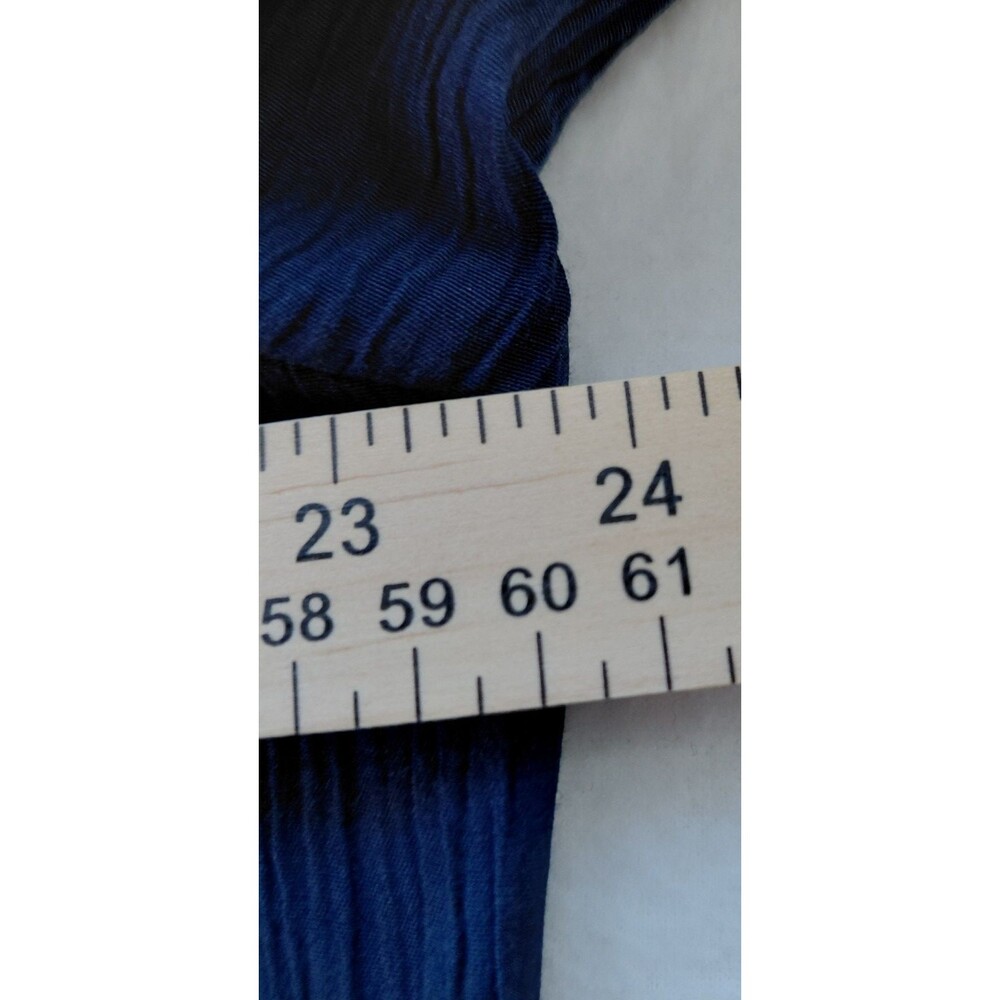 Jaclyn Smith Navy Crinkle Blouse - Picture 6 of 6